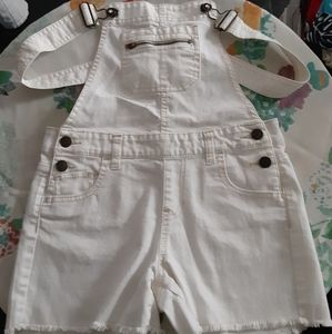 Short overalls